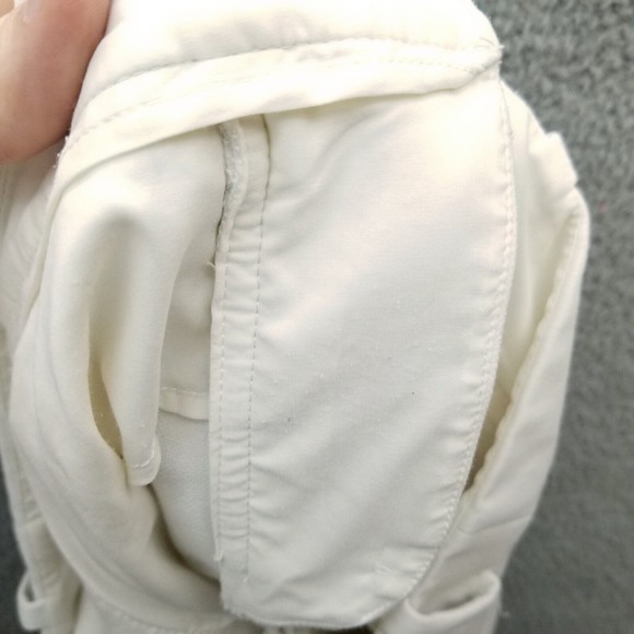 Diane Von Fustenberg Women's 2 White Pleated Shorts 29.25" 2.75" 9" - Picture 9 of 9